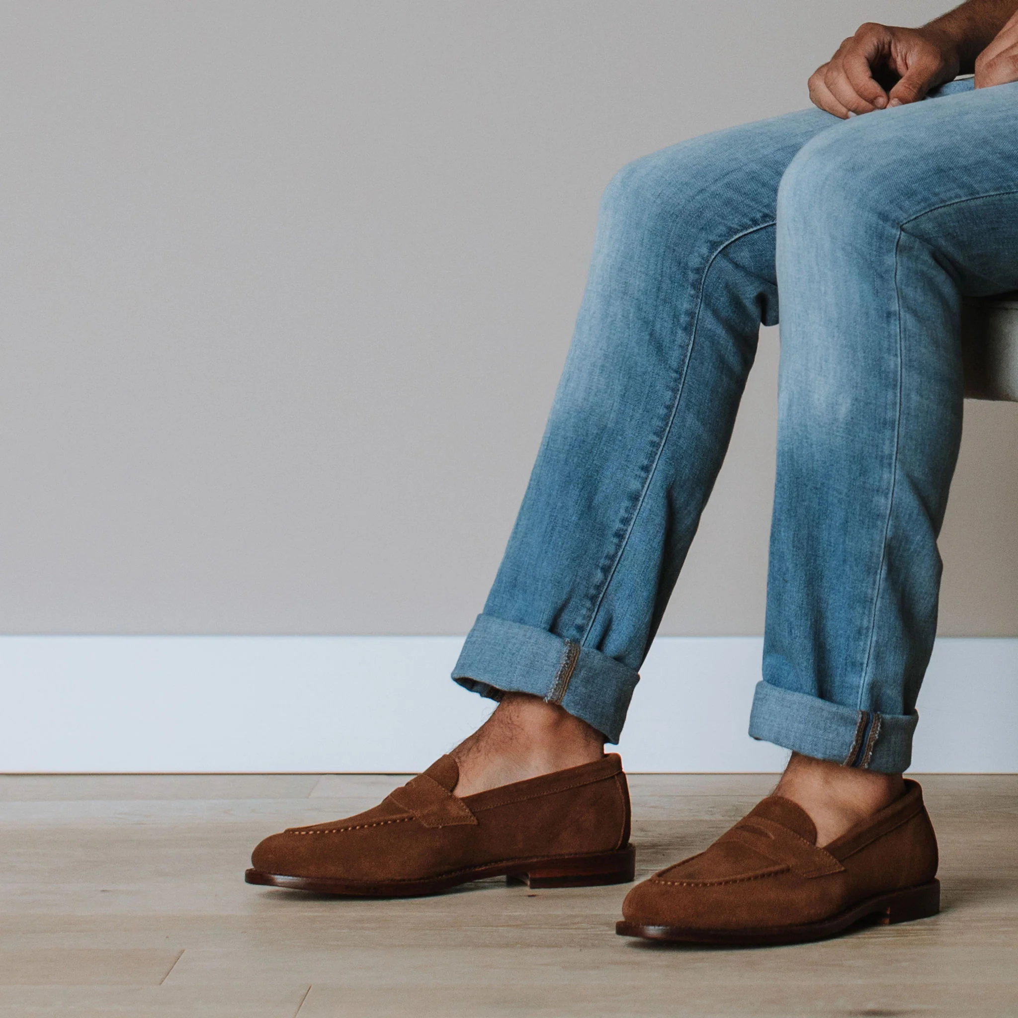 Traveler Penny Bourbon Suede - Image 5