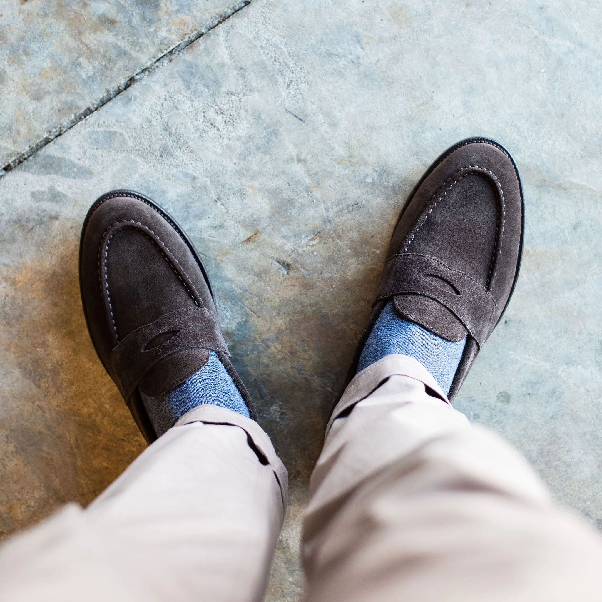 Traveler Penny Espresso Suede - Image 5
