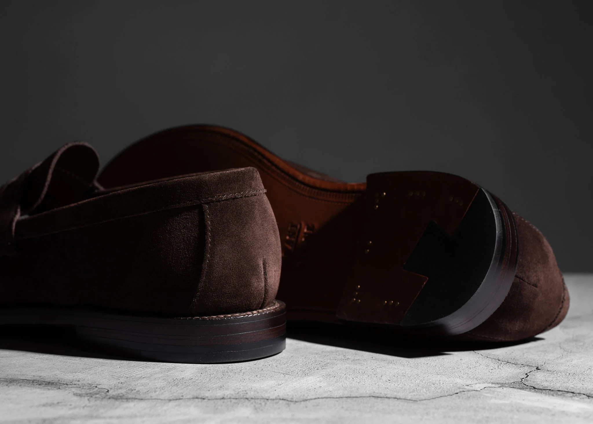Unlined Traveler Penny Espresso Suede - Image 5