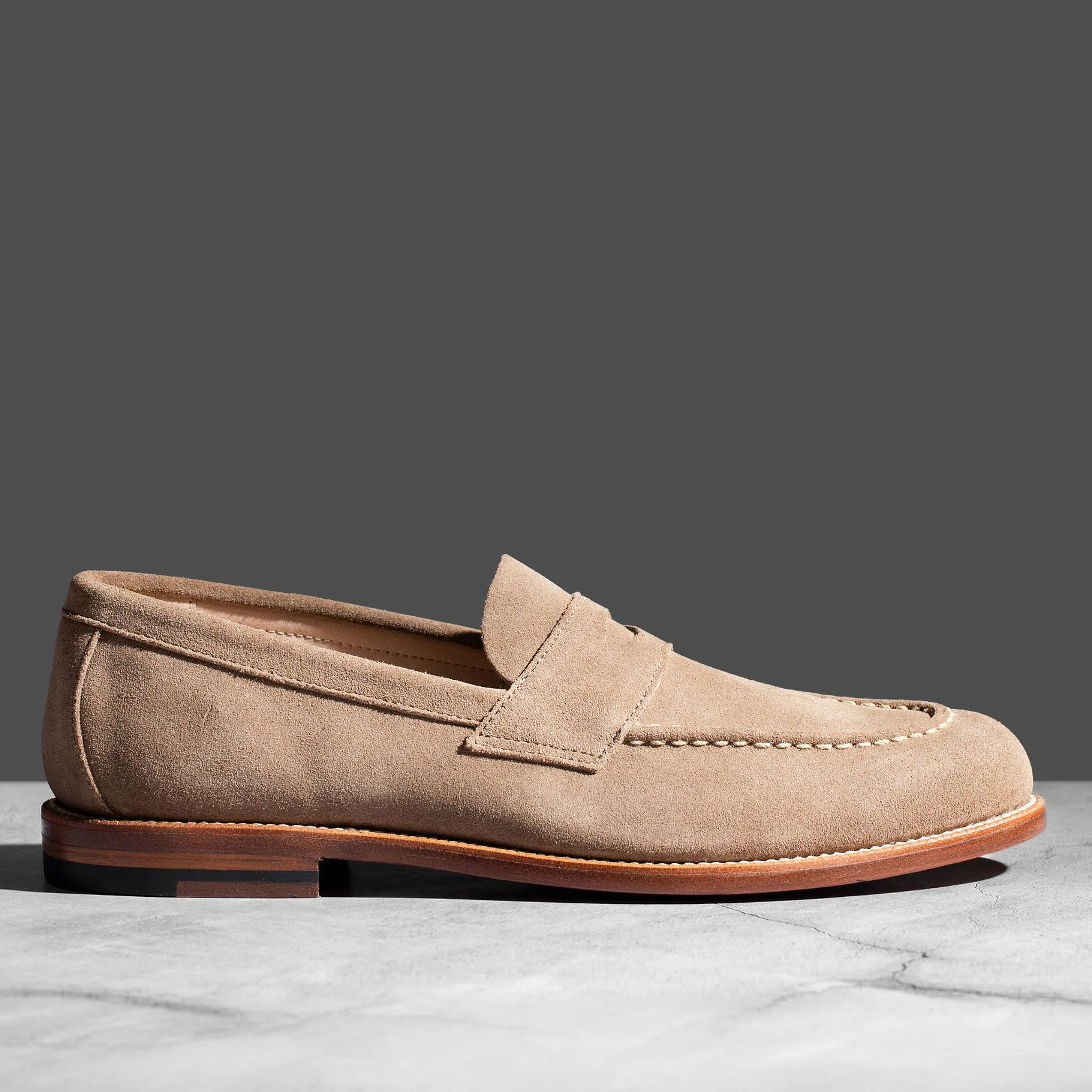 Unlined Traveler Penny Sand Suede